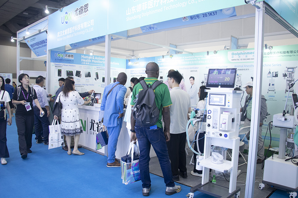 The 92nd CMEF: Dolphinmed Animal Anesthesia Workstation Shines the Spotlight